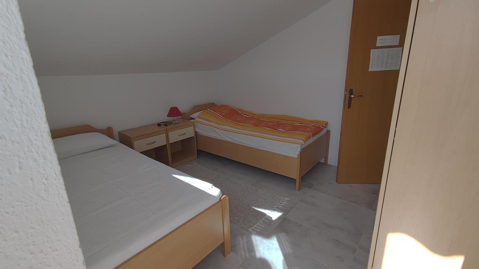 Apartman Tea Karlobag Exterior foto